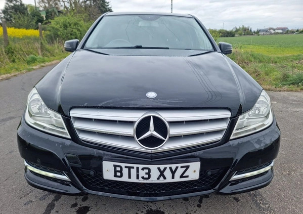 Mercedes-Benz Klasa C cena 15900 przebieg: 143100, rok produkcji 2013 z Przedecz małe 121
